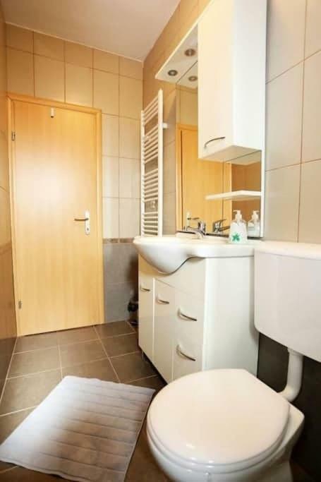 Apartmani Lili Sukosan Bagian luar foto