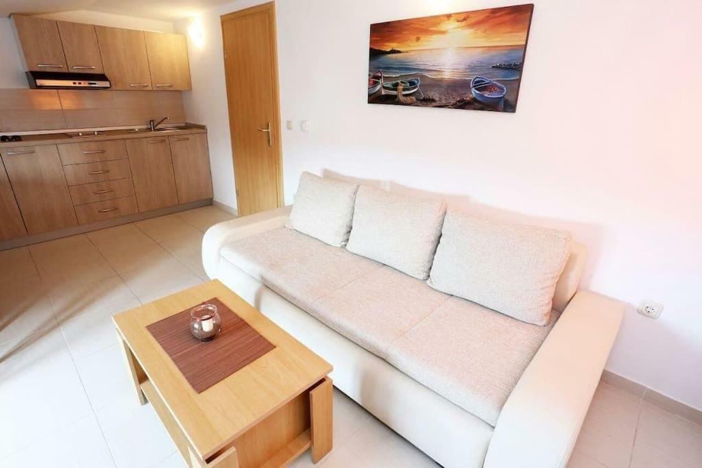 Apartmani Lili Sukosan Bagian luar foto