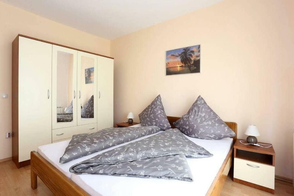 Apartmani Lili Sukosan Bagian luar foto