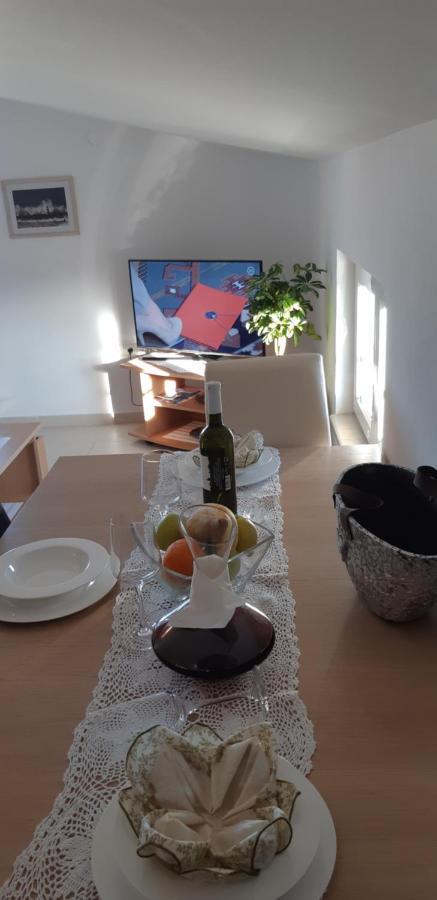 Apartmani Lili Sukosan Bagian luar foto